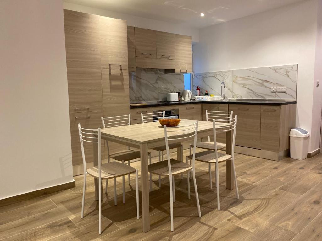 Sliema Living Appartement Buitenkant foto